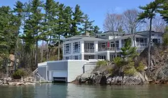 Wolfeboro, New Hampshire, United States, 6 Bedrooms Bedrooms, 11 Rooms Rooms,5 BathroomsBathrooms,Residential,For Sale,687805