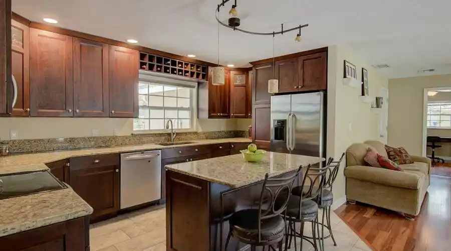 1865 Sandalwood Dr, SARASOTA, Florida 34231, United States, 3 Bedrooms Bedrooms, 5 Rooms Rooms,2 BathroomsBathrooms,Residential,For Sale,Sandalwood ,711885