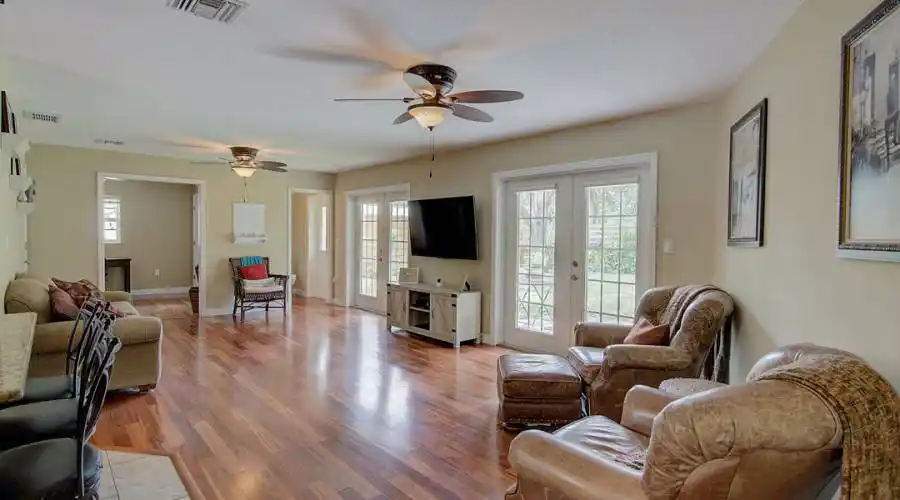 1865 Sandalwood Dr, SARASOTA, Florida 34231, United States, 3 Bedrooms Bedrooms, 5 Rooms Rooms,2 BathroomsBathrooms,Residential,For Sale,Sandalwood ,711885