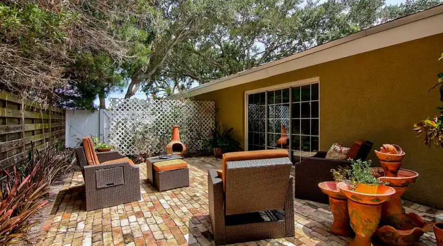 1865 Sandalwood Dr, SARASOTA, Florida 34231, United States, 3 Bedrooms Bedrooms, 5 Rooms Rooms,2 BathroomsBathrooms,Residential,For Sale,Sandalwood ,711885