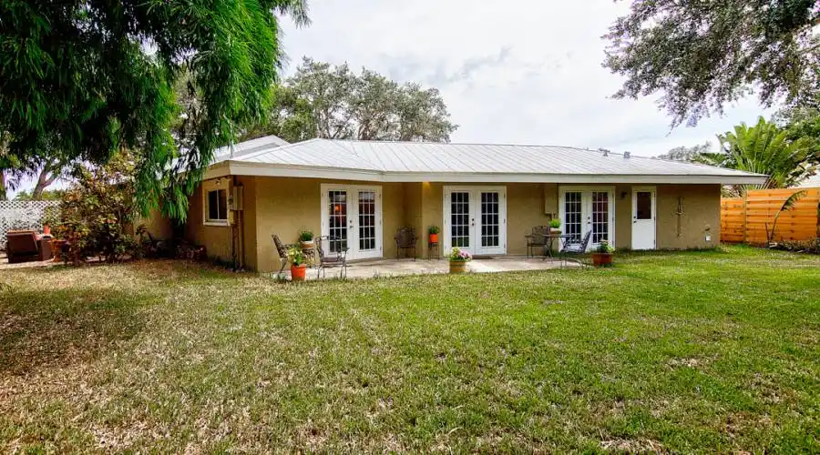 1865 Sandalwood Dr, SARASOTA, Florida 34231, United States, 3 Bedrooms Bedrooms, 5 Rooms Rooms,2 BathroomsBathrooms,Residential,For Sale,Sandalwood ,711885