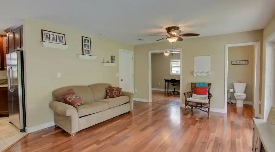 1865 Sandalwood Dr, SARASOTA, Florida 34231, United States, 3 Bedrooms Bedrooms, 5 Rooms Rooms,2 BathroomsBathrooms,Residential,For Sale,Sandalwood ,711885