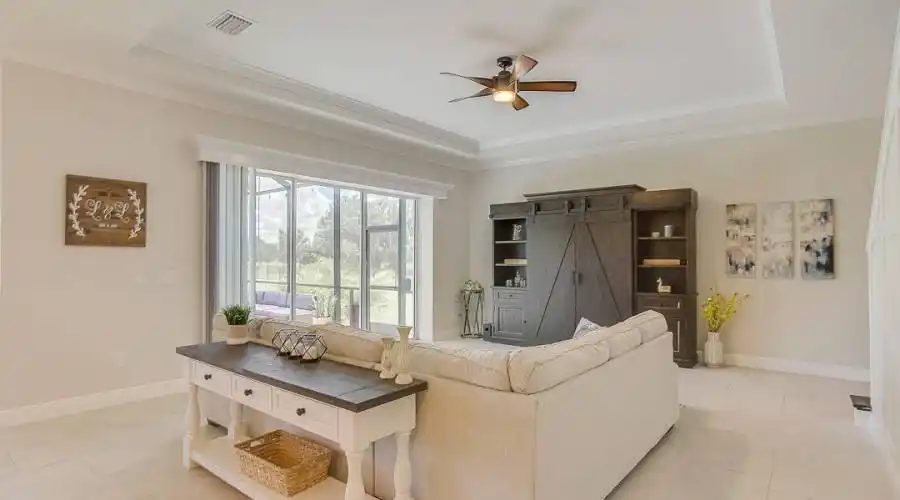 16608 7th Ave East, Florida 34212, United States, 4 Bedrooms Bedrooms, 6 Rooms Rooms,4 BathroomsBathrooms,Residential,For Sale,7th ,738427