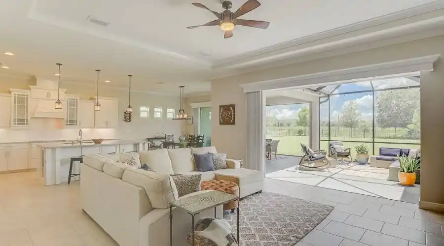 16608 7th Ave East, Florida 34212, United States, 4 Bedrooms Bedrooms, 6 Rooms Rooms,4 BathroomsBathrooms,Residential,For Sale,7th ,738427