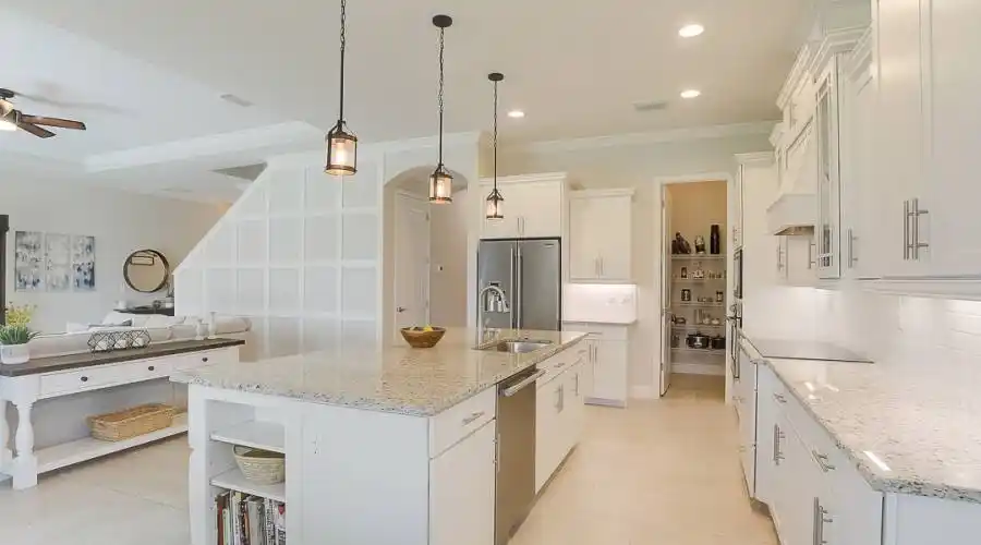 16608 7th Ave East, Florida 34212, United States, 4 Bedrooms Bedrooms, 6 Rooms Rooms,4 BathroomsBathrooms,Residential,For Sale,7th ,738427
