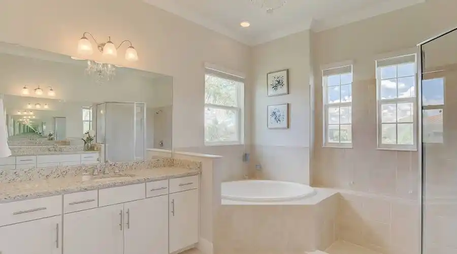 16608 7th Ave East, Florida 34212, United States, 4 Bedrooms Bedrooms, 6 Rooms Rooms,4 BathroomsBathrooms,Residential,For Sale,7th ,738427