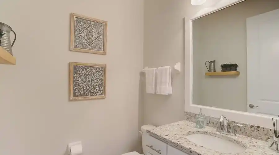 16608 7th Ave East, Florida 34212, United States, 4 Bedrooms Bedrooms, 6 Rooms Rooms,4 BathroomsBathrooms,Residential,For Sale,7th ,738427