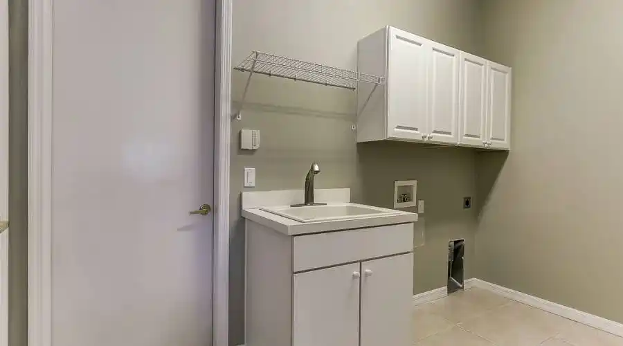 1108 Mallard Marsh Dr, Osprey, Florida 34229, United States, 4 Bedrooms Bedrooms, 7 Rooms Rooms,3 BathroomsBathrooms,Residential,For Sale,Mallard Marsh,743410