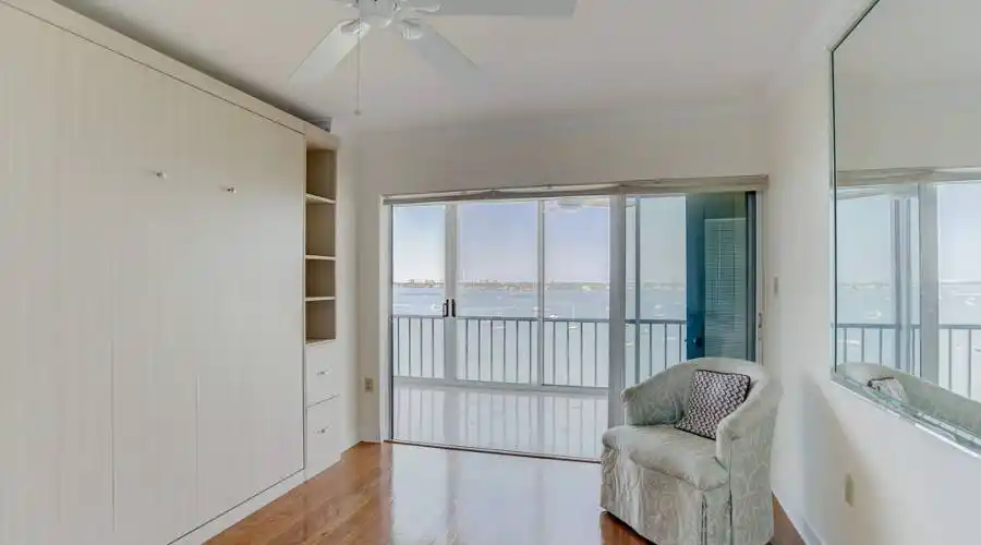 555 South Gulfstream Ave, Florida 34236, United States, 2 Bedrooms Bedrooms, 4 Rooms Rooms,2 BathroomsBathrooms,Condo,For Sale,South Gulfstream,1202,743440