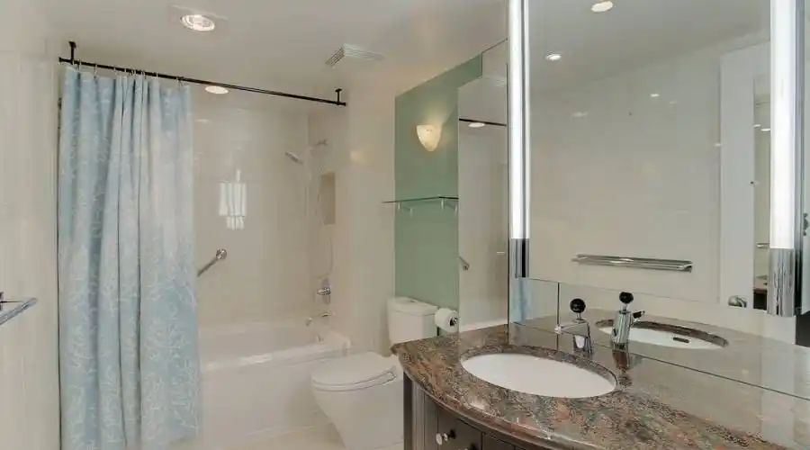 555 South Gulfstream Ave, Florida 34236, United States, 2 Bedrooms Bedrooms, 4 Rooms Rooms,2 BathroomsBathrooms,Condo,For Sale,South Gulfstream,1202,743440