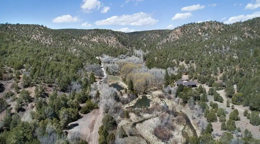 38 Johnsons Ranch Rd, Santa Fe, New Mexico 87505, United States, 3 Bedrooms Bedrooms, ,4 BathroomsBathrooms,Residential,For Sale,Johnsons Ranch Rd,745764