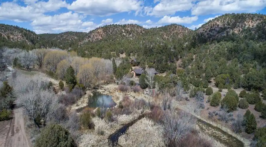 38 Johnsons Ranch Rd, Santa Fe, New Mexico 87505, United States, 3 Bedrooms Bedrooms, ,4 BathroomsBathrooms,Residential,For Sale,Johnsons Ranch Rd,745764