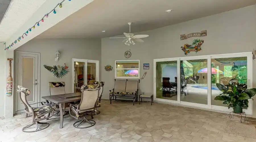 4613 Baycedar Ln, Sarasota, Florida 34241, United States, 3 Bedrooms Bedrooms, 5 Rooms Rooms,2 BathroomsBathrooms,Residential,For Sale,Baycedar,754829