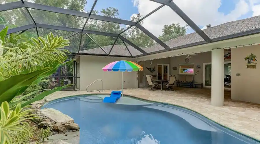 4613 Baycedar Ln, Sarasota, Florida 34241, United States, 3 Bedrooms Bedrooms, 5 Rooms Rooms,2 BathroomsBathrooms,Residential,For Sale,Baycedar,754829
