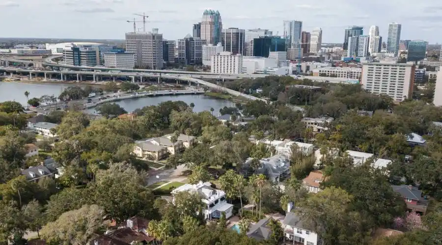 635 Delaney Avenue, Orlando, Florida 32801, United States, 4 Bedrooms Bedrooms, 14 Rooms Rooms,3 BathroomsBathrooms,Residential,For Sale,Delaney Avenue,769163