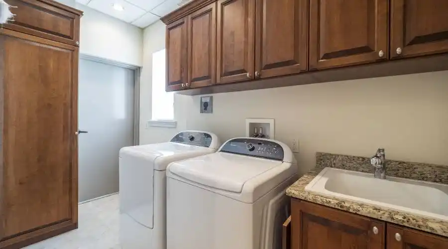 140 E Morse Blvd, Unit C, Orlando, Florida 32789, United States, 2 Bedrooms Bedrooms, 11 Rooms Rooms,3 BathroomsBathrooms,Condo,For Sale,Landmark,E Morse Blvd, Unit C,2,769165