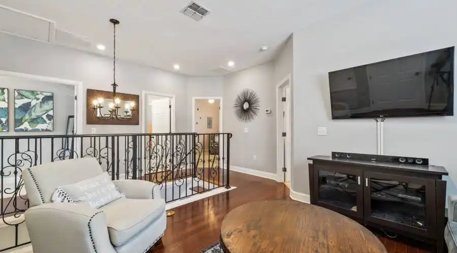 2312 Oberlin Avenue, Orlando, Florida 32804, United States, 3 Bedrooms Bedrooms, 13 Rooms Rooms,2 BathroomsBathrooms,Residential,For Sale,Oberlin Avenue,769376
