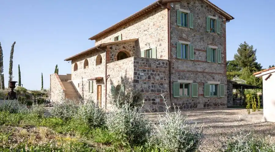 Poggio Fibbia Radicofani Poggio Fibbia, siena, 53040, Italy, 6 Bedrooms Bedrooms, 15 Rooms Rooms,6 BathroomsBathrooms,Residential,For Sale,Villa Val d'Orcia,Poggio Fibbia,770212