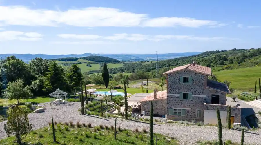 Poggio Fibbia Radicofani Poggio Fibbia, siena, 53040, Italy, 6 Bedrooms Bedrooms, 15 Rooms Rooms,6 BathroomsBathrooms,Residential,For Sale,Villa Val d'Orcia,Poggio Fibbia,770212