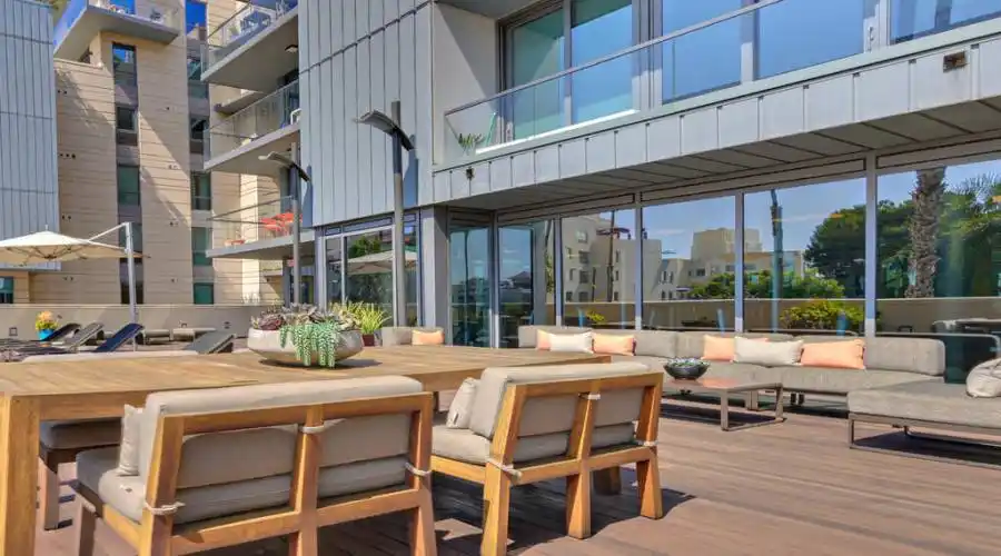 1755 Ocean Ave, Santa Monica, California, United States, 2 Bedrooms Bedrooms, ,3 BathroomsBathrooms,Condo,For Sale,Ocean Ave,770226