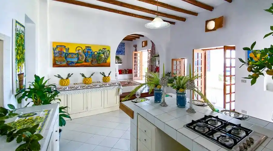 1 Via Drautto, Panarea, 98055, Italy, 4 Bedrooms Bedrooms, 4 Rooms Rooms,2 BathroomsBathrooms,Residential,For Sale,Via Drautto,775357