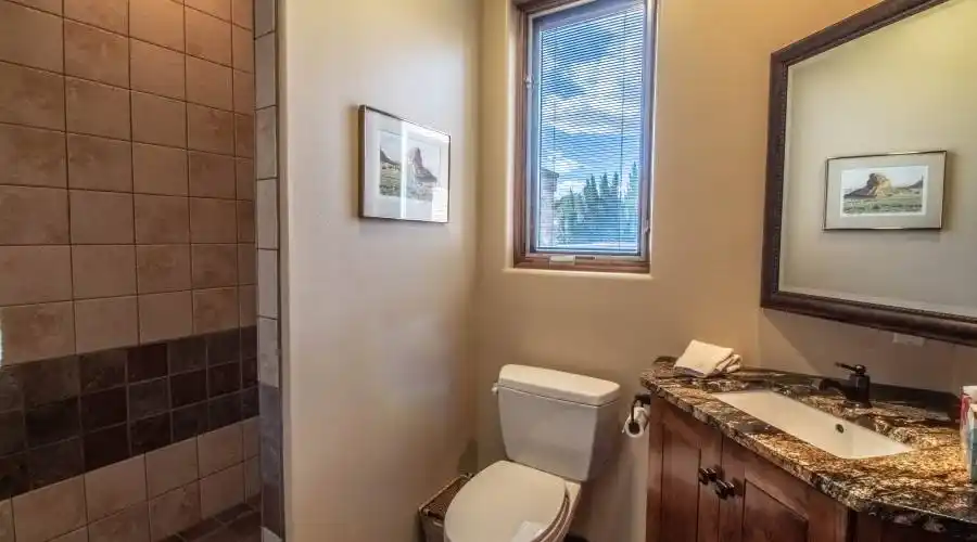 1450 Vista Hermosa, Farmington, New Mexico 87401, United States, 3 Bedrooms Bedrooms, 8 Rooms Rooms,3 BathroomsBathrooms,Auction,For Sale,Vista Hermosa,777637