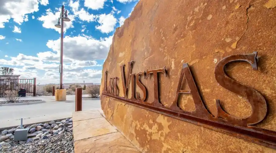 1450 Vista Hermosa, Farmington, New Mexico 87401, United States, 3 Bedrooms Bedrooms, 8 Rooms Rooms,3 BathroomsBathrooms,Auction,For Sale,Vista Hermosa,777637