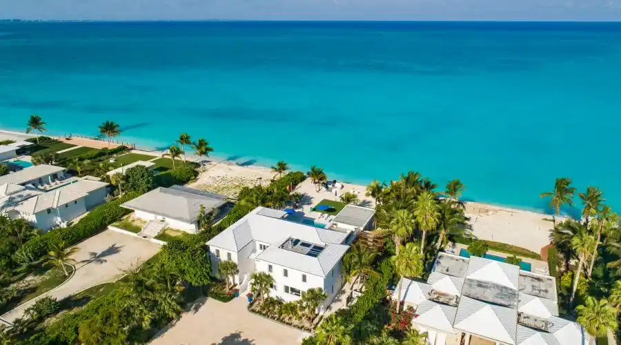 Providenciales, Turks and Caicos Islands, 6 Bedrooms Bedrooms, 4 Rooms Rooms,6 BathroomsBathrooms,Villa,For Sale,822824