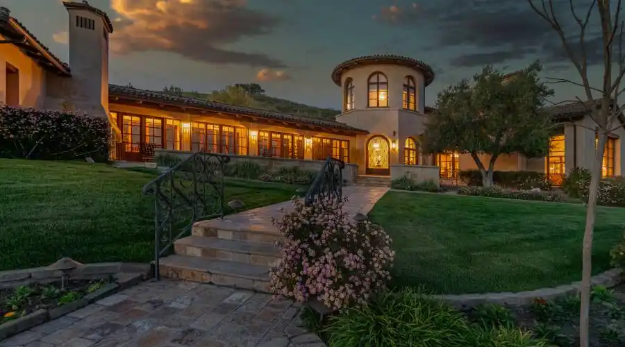 2667 Via de los Ranchos, LOS OLIVOS, California, United States, 6 Bedrooms Bedrooms, ,9 BathroomsBathrooms,Residential,For Sale,Via de los Ranchos,832096