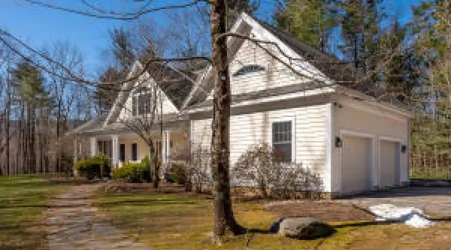 Egremont, Massachusetts, United States, 4 Bedrooms Bedrooms, ,3 BathroomsBathrooms,Residential,For Sale,861627