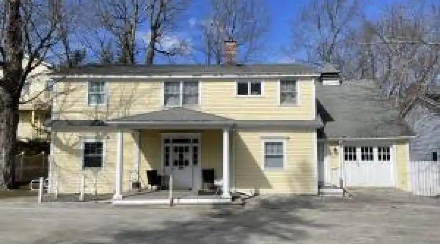 Lenox, Massachusetts, United States, 7 Bedrooms Bedrooms, ,2 BathroomsBathrooms,Residential,For Sale,861907