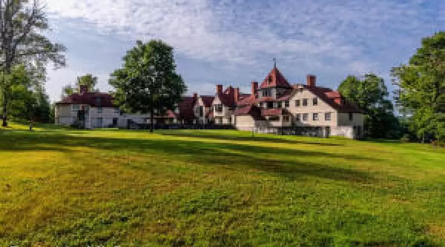Lenox, Massachusetts, United States, 33 Bedrooms Bedrooms, ,13 BathroomsBathrooms,Residential,For Sale,861909