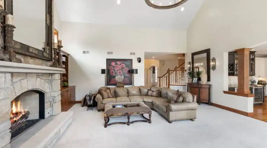 2102 Stonebridge Ct, Wheaton, Illinois 60189, United States, 5 Bedrooms Bedrooms, ,5 BathroomsBathrooms,Residential,For Sale,Stonebridge,866949