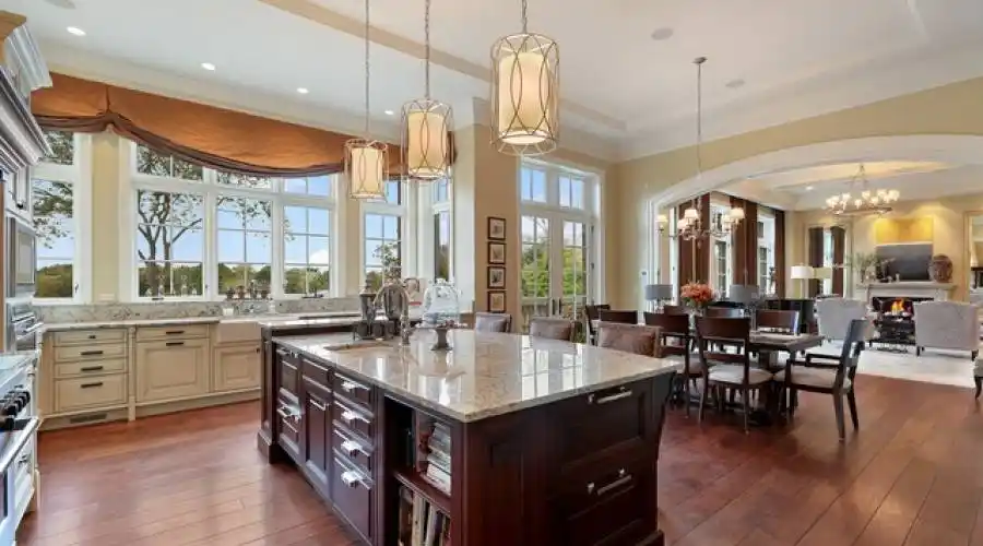 45 Lakeview Lane, Barrington Hills, Illinois 60010, United States, 6 Bedrooms Bedrooms, ,9 BathroomsBathrooms,Waterfront,For Sale,Lakeview,868522