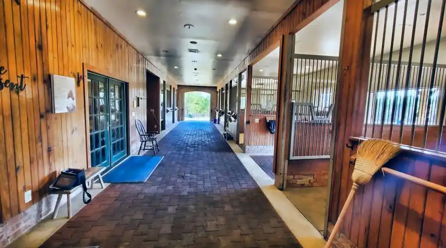 3000 Lakebay Rd, 28394, Vass, NC, North Carolina, Vass, North Carolina 28394, United States, 4 Bedrooms Bedrooms, 10 Rooms Rooms,5.5 BathroomsBathrooms,Residential,For Sale,869345