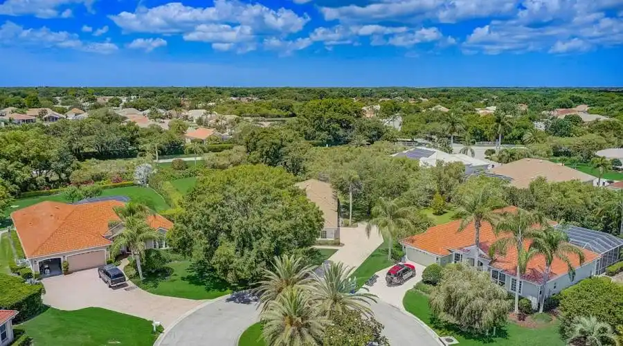 6235 Cypress Bend Ct, Bradenton, Florida 34201, United States, 5 Bedrooms Bedrooms, 7 Rooms Rooms,3 BathroomsBathrooms,Residential,For Sale,Cypress Bend,872085