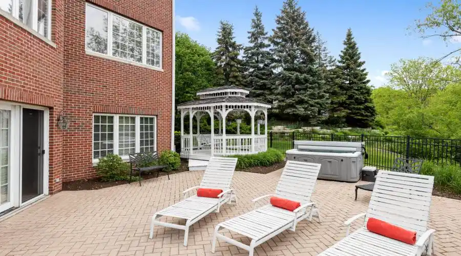 27 Muirfield Circle, Wheaton, Illinois 60189, United States, 5 Bedrooms Bedrooms, ,5 BathroomsBathrooms,Residential,For Sale,Muirfield,874164