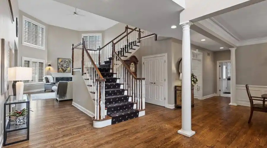 27 Muirfield Circle, Wheaton, Illinois 60189, United States, 5 Bedrooms Bedrooms, ,5 BathroomsBathrooms,Residential,For Sale,Muirfield,874164