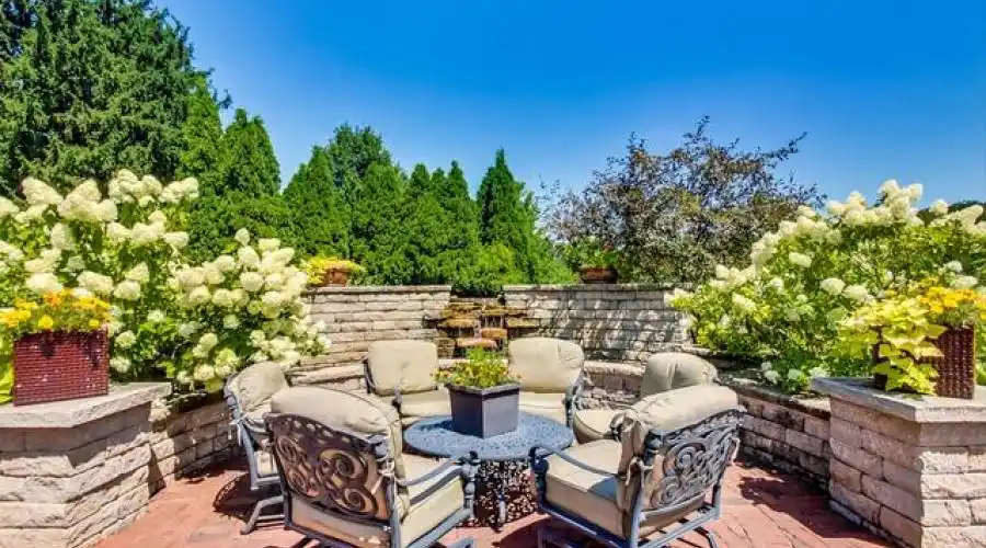 7S719 Donwood Drive, Naperville, Illinois 60540, United States, 7 Bedrooms Bedrooms, ,8 BathroomsBathrooms,Residential,For Sale,Donwood,874166