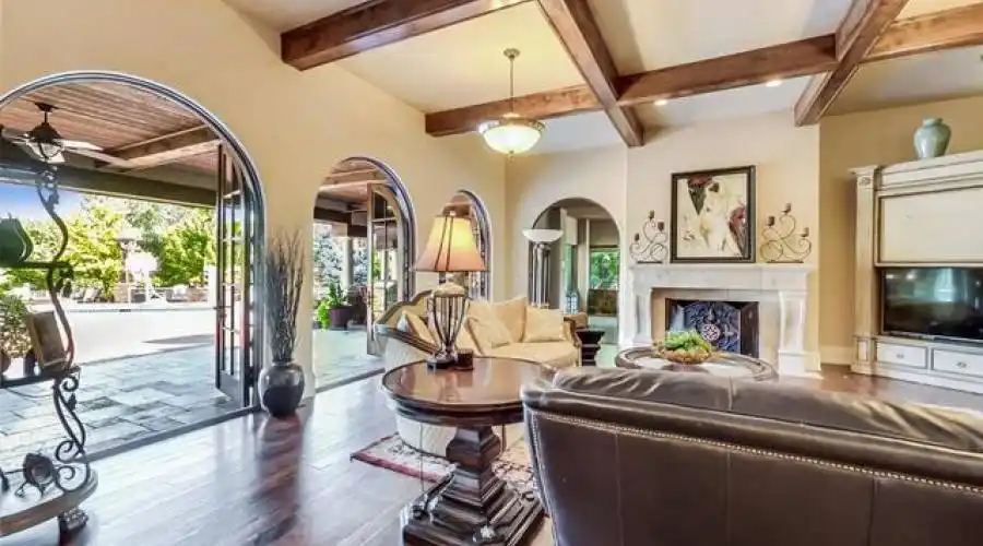 7S719 Donwood Drive, Naperville, Illinois 60540, United States, 7 Bedrooms Bedrooms, ,8 BathroomsBathrooms,Residential,For Sale,Donwood,874166