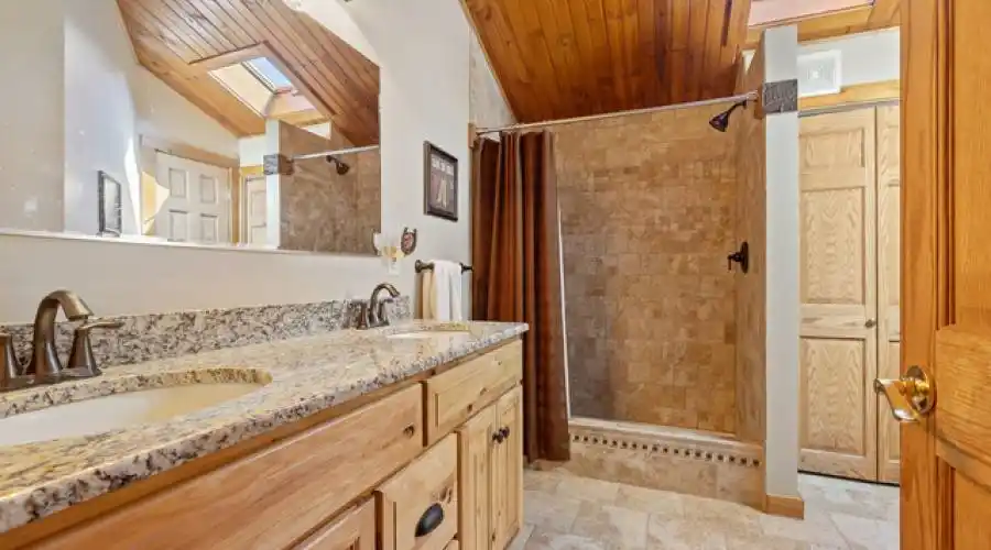 8970 Millbrook Road, Millbrook, Illinois 60536, United States, 4 Bedrooms Bedrooms, ,2 BathroomsBathrooms,Residential,For Sale,Millbrook,876398