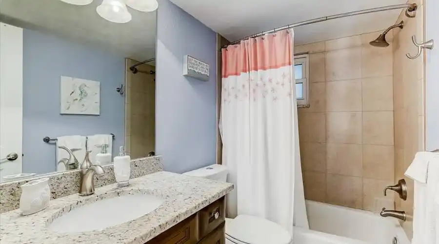 4430 Exeter Dr, Longboat Key, Florida 34228, United States, 2 Bedrooms Bedrooms, ,2 BathroomsBathrooms,Condo,For Sale,Exeter,201,876845