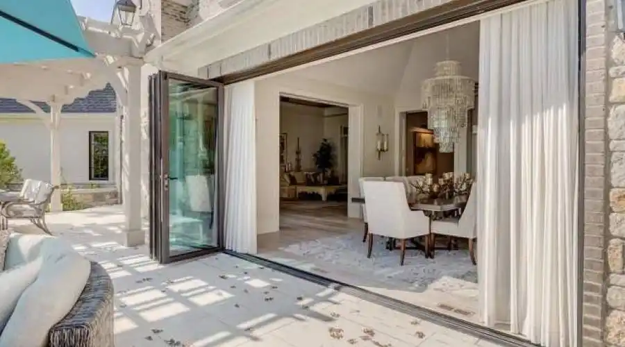 22W128 Ahlstrand Rd, Glen Ellyn, Illinois 60137, United States, 4 Bedrooms Bedrooms, 10 Rooms Rooms,4 BathroomsBathrooms,Residential,For Sale, Muellner Construction,Ahlstrand ,2,881154