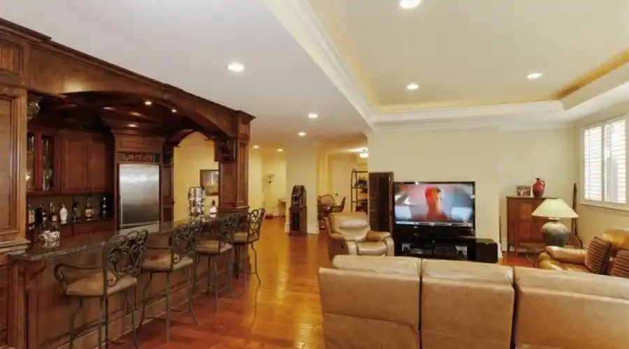 831 Diane Ln, Naperville, Illinois 60540, United States, 6 Bedrooms Bedrooms, 17 Rooms Rooms,6 BathroomsBathrooms,Residential,For Sale,Diane,881174