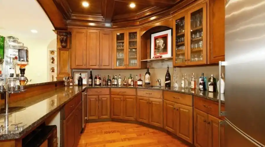 831 Diane Ln, Naperville, Illinois 60540, United States, 6 Bedrooms Bedrooms, 17 Rooms Rooms,6 BathroomsBathrooms,Residential,For Sale,Diane,881174