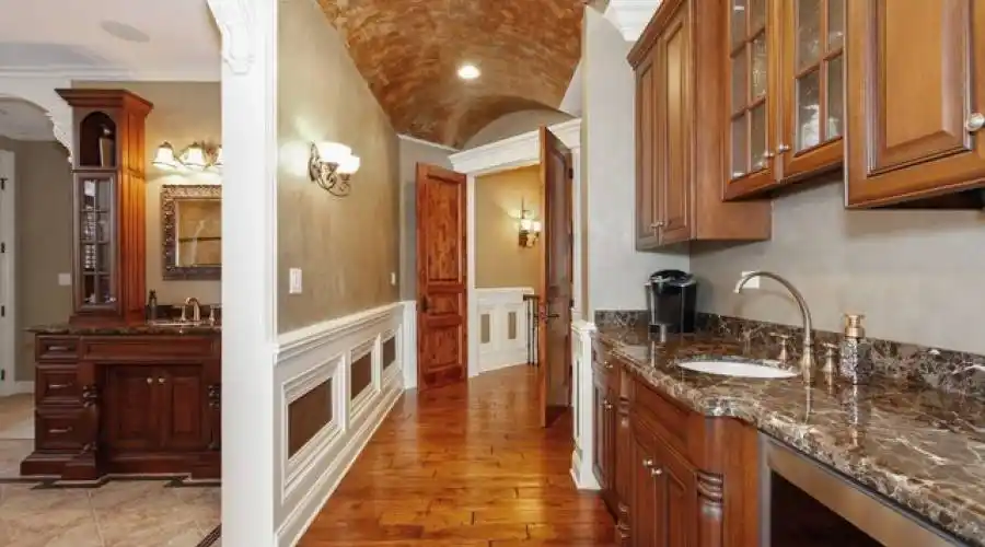 831 Diane Ln, Naperville, Illinois 60540, United States, 6 Bedrooms Bedrooms, 17 Rooms Rooms,6 BathroomsBathrooms,Residential,For Sale,Diane,881174