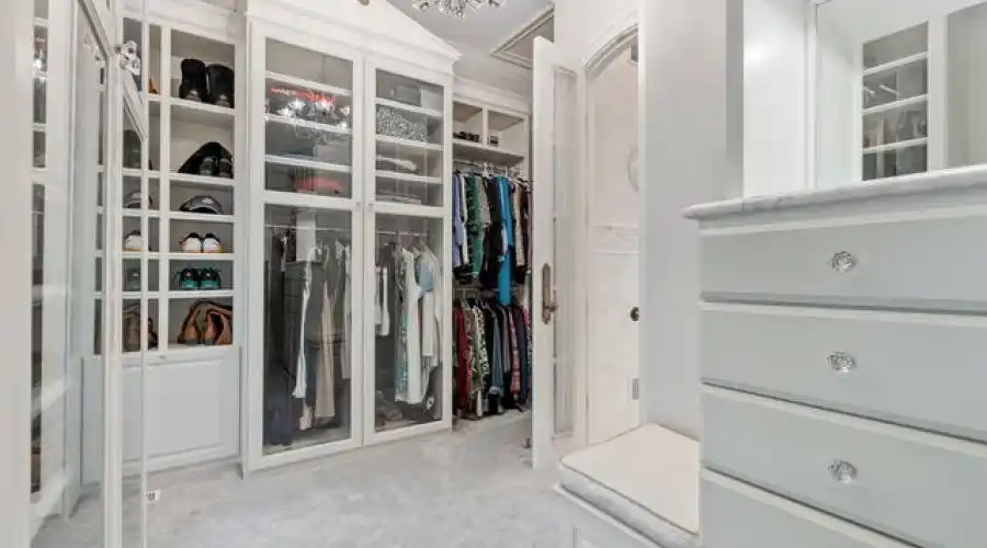 25W625 Waldorth Ct, Wheaton, Illinois 60187, United States, 5 Bedrooms Bedrooms, 15 Rooms Rooms,6 BathroomsBathrooms,Residential,For Sale,Waldorth,2,881179