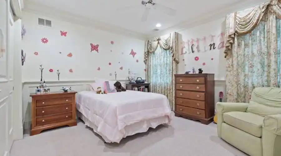 25W625 Waldorth Ct, Wheaton, Illinois 60187, United States, 5 Bedrooms Bedrooms, 15 Rooms Rooms,6 BathroomsBathrooms,Residential,For Sale,Waldorth,2,881179