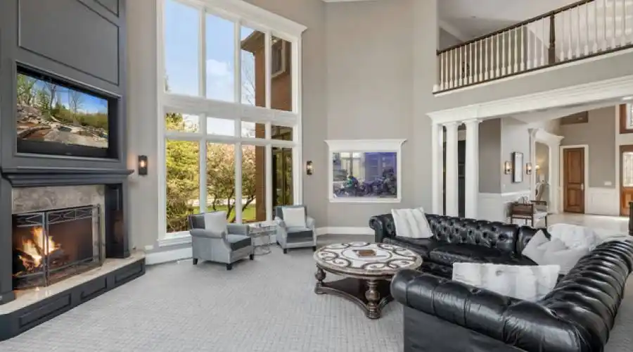 Glenbriar 1002 Ct, St. Charles, Illinois 60174, United States, 5 Bedrooms Bedrooms, 14 Rooms Rooms,6 BathroomsBathrooms,Residential,For Sale,1002,2,882205