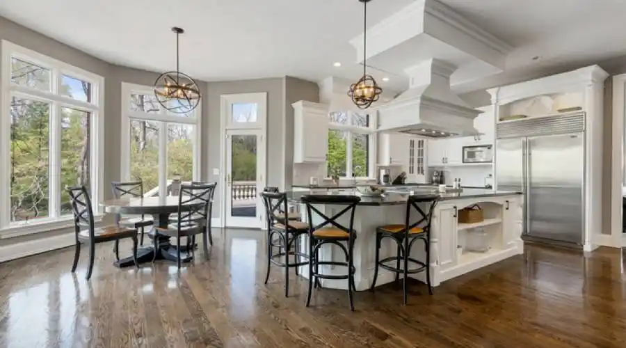 Glenbriar 1002 Ct, St. Charles, Illinois 60174, United States, 5 Bedrooms Bedrooms, 14 Rooms Rooms,6 BathroomsBathrooms,Residential,For Sale,1002,2,882205